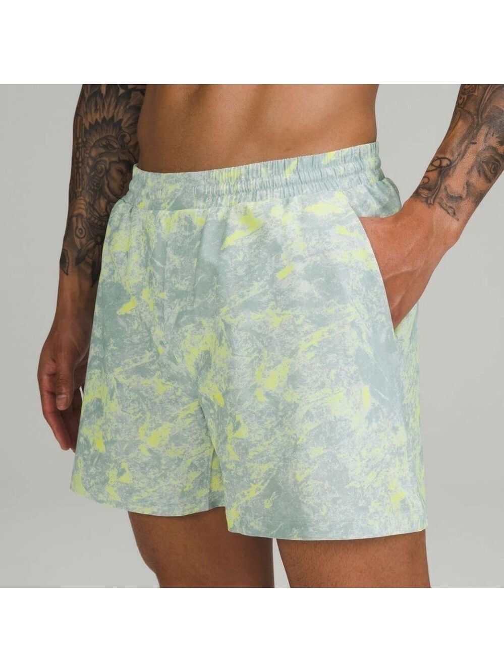 Lululemon Pool Short 5" size XXL in EUC